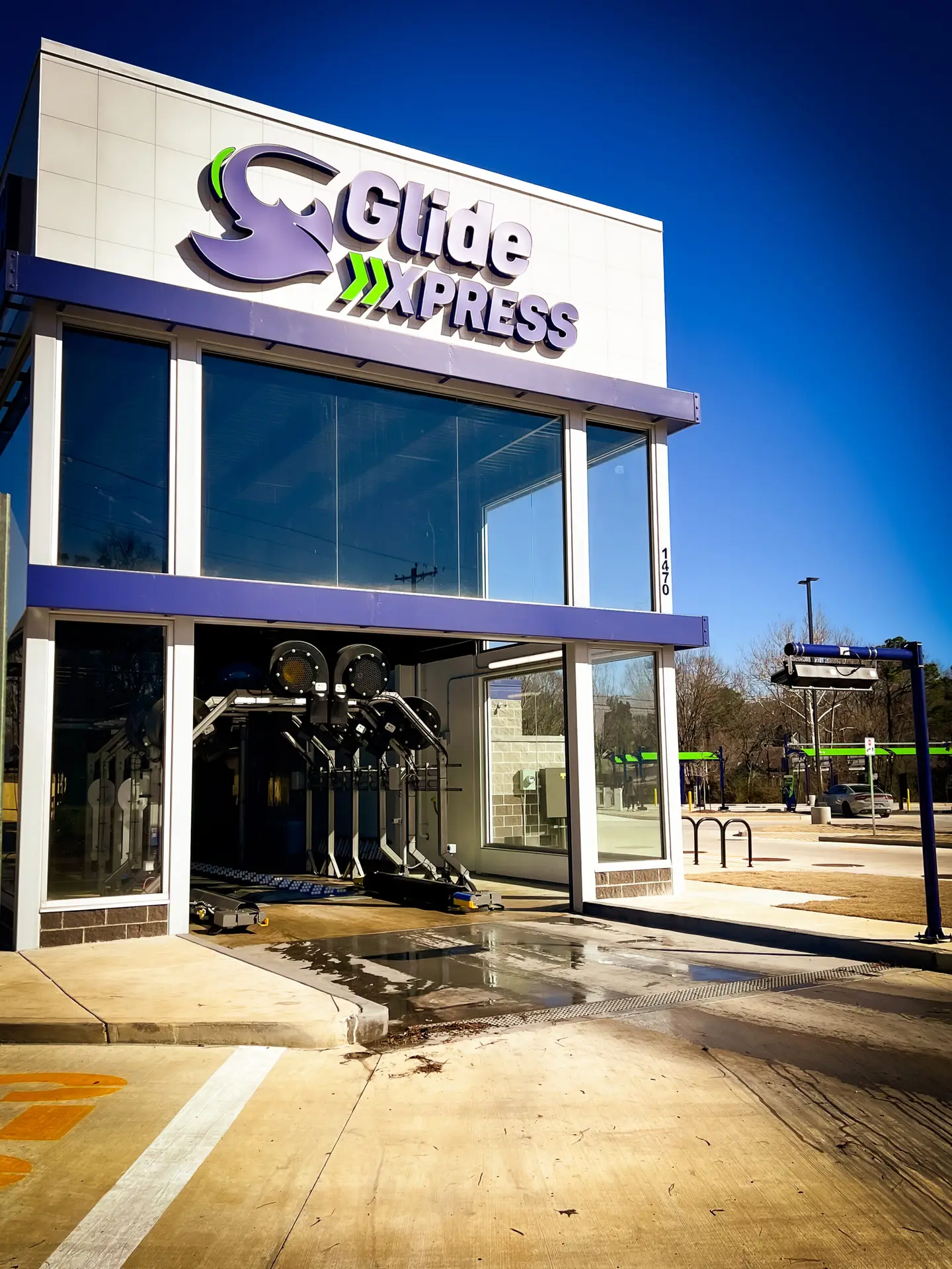 Exterior of Glide Xpress Car Wash
